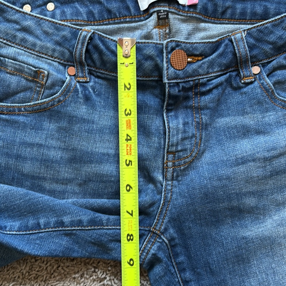 Cabi Slim Boyfriend Lightwash Blue Women's Jeans - Picture 7 of 13